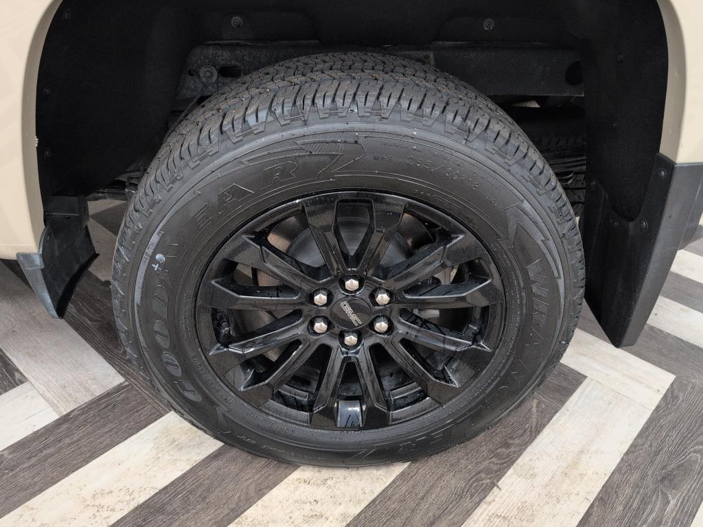 used 2022 GMC Canyon car, priced at $37,999