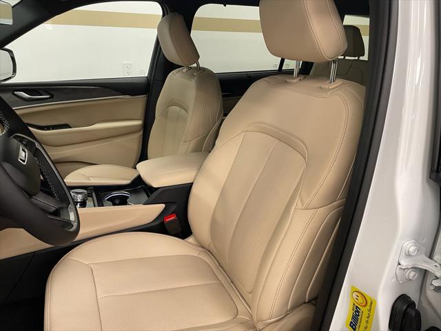 new 2025 Jeep Grand Cherokee L car, priced at $50,695