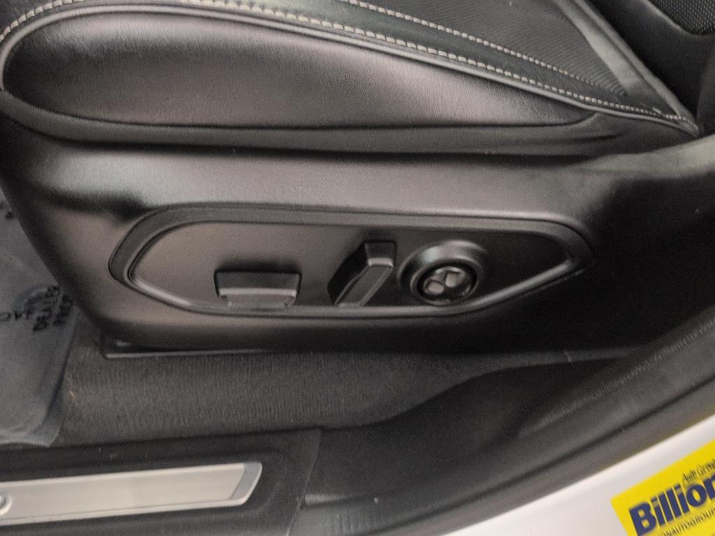 used 2024 Jeep Grand Cherokee car, priced at $38,999