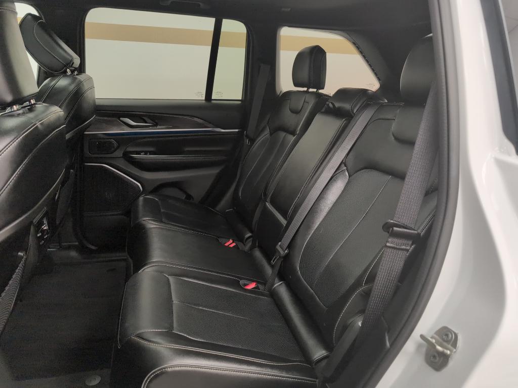 used 2024 Jeep Grand Cherokee car, priced at $38,999