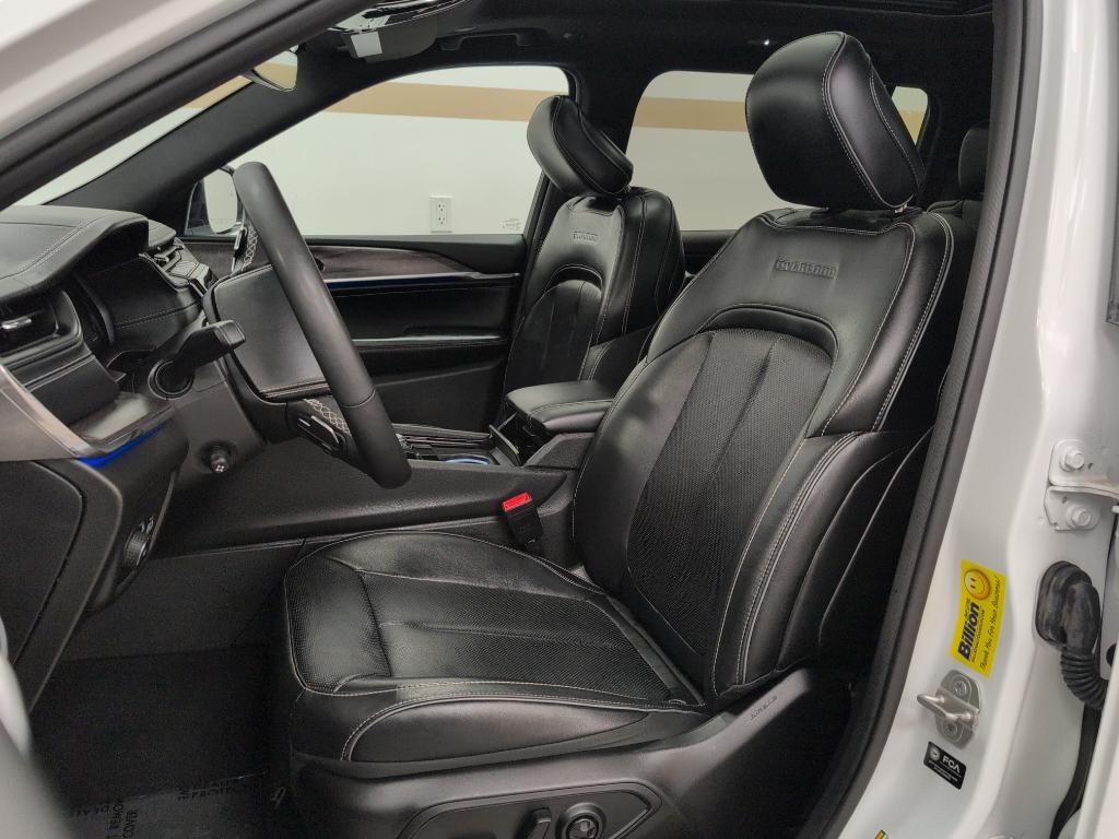 used 2023 Jeep Grand Cherokee L car, priced at $38,999