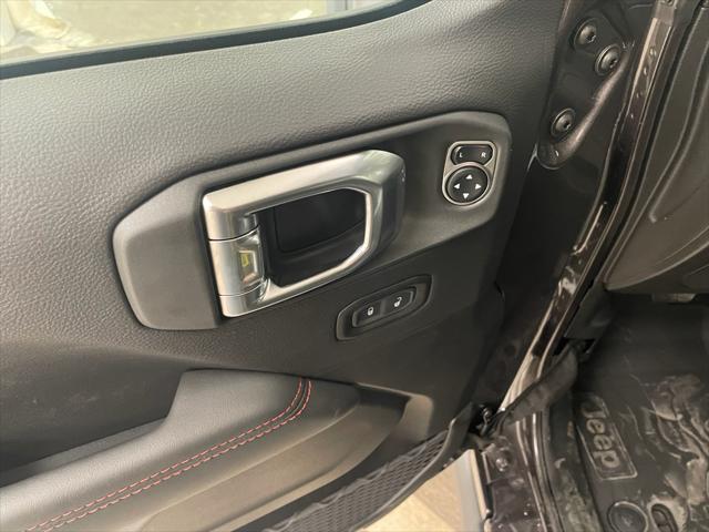 new 2025 Jeep Wrangler car, priced at $65,119
