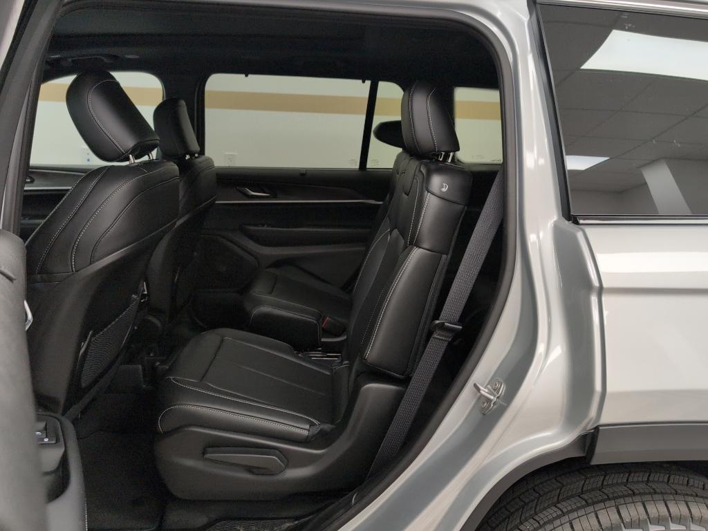 new 2025 Jeep Grand Cherokee L car, priced at $52,085