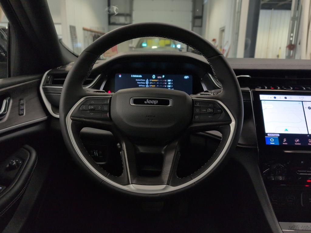 new 2025 Jeep Grand Cherokee L car, priced at $52,085