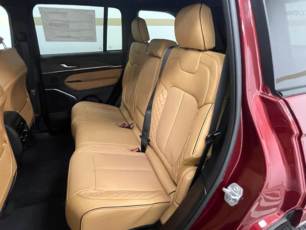 new 2025 Jeep Grand Cherokee car, priced at $60,838
