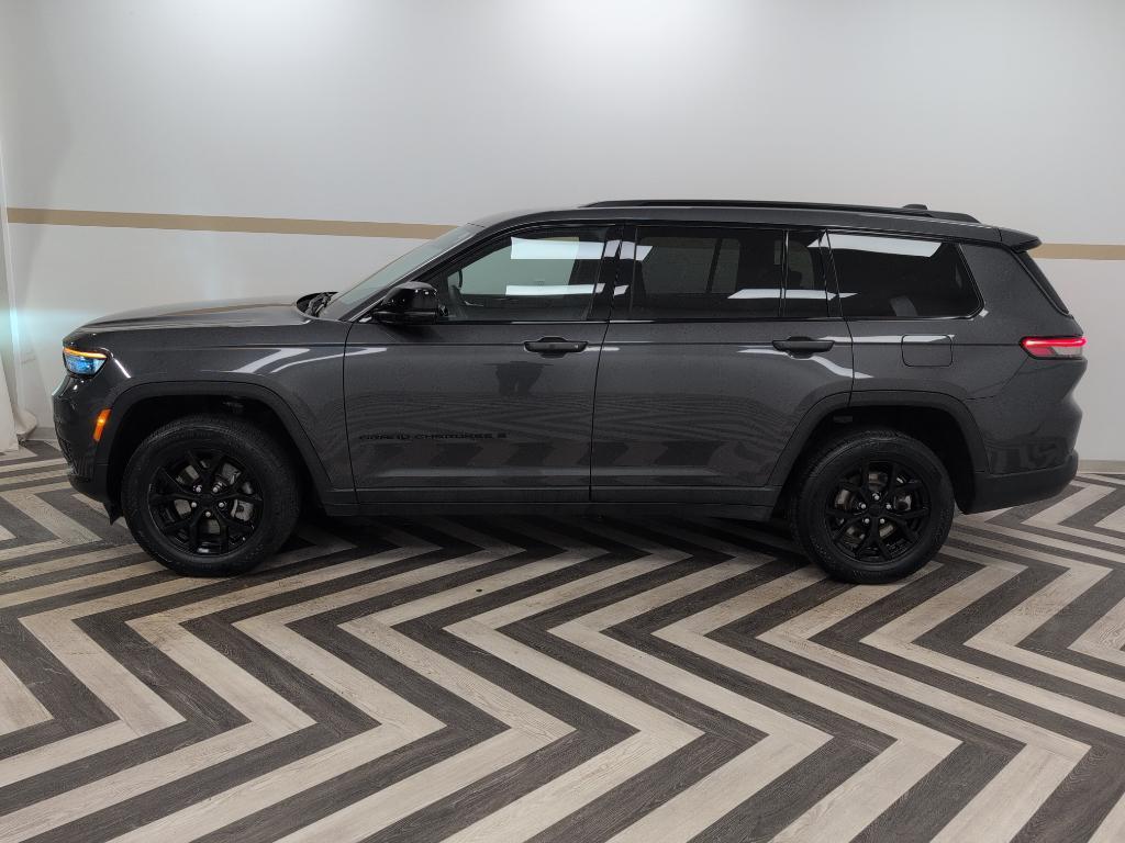 used 2024 Jeep Grand Cherokee L car, priced at $31,899