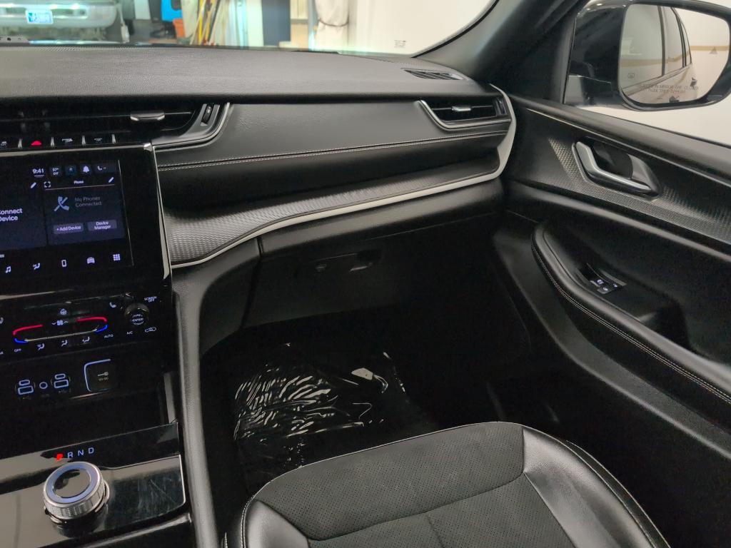 used 2024 Jeep Grand Cherokee L car, priced at $31,899