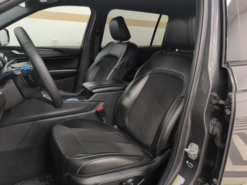 used 2024 Jeep Grand Cherokee L car, priced at $31,899