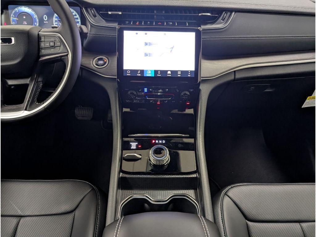 new 2025 Jeep Grand Cherokee L car, priced at $51,189