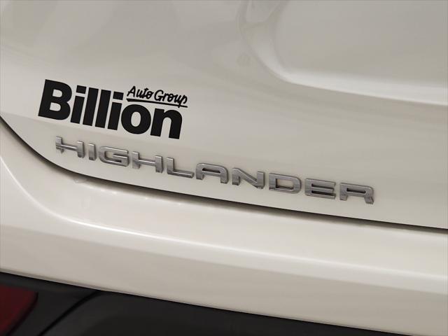 used 2020 Toyota Highlander Hybrid car, priced at $34,599