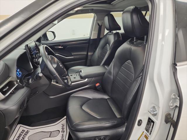 used 2020 Toyota Highlander Hybrid car, priced at $34,599