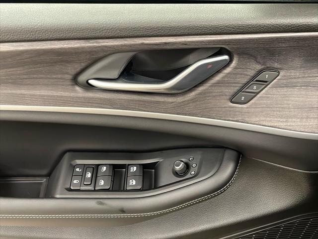 new 2025 Jeep Grand Cherokee L car, priced at $54,386