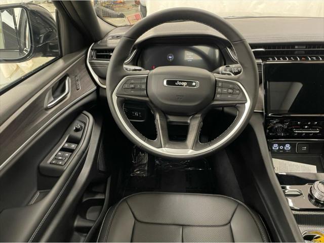 new 2025 Jeep Grand Cherokee L car, priced at $54,386