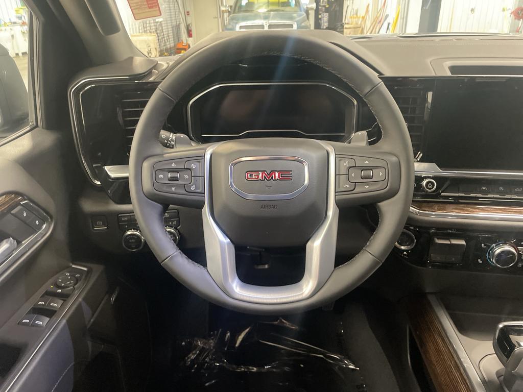 used 2025 GMC Sierra 1500 car, priced at $46,999