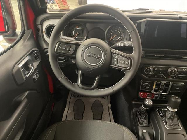 new 2025 Jeep Wrangler car, priced at $48,629