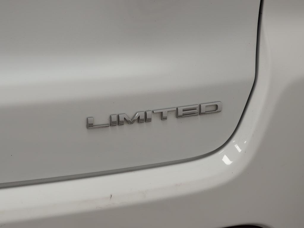 used 2024 Jeep Compass car, priced at $26,999