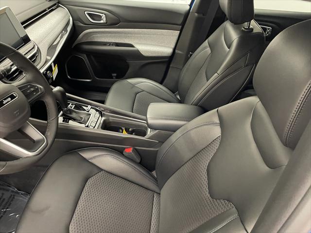 new 2025 Jeep Compass car, priced at $28,723