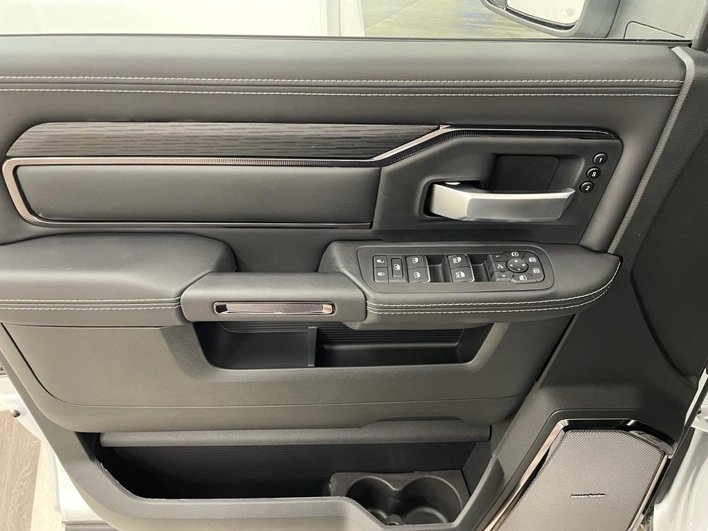 new 2025 Ram 2500 car, priced at $77,410