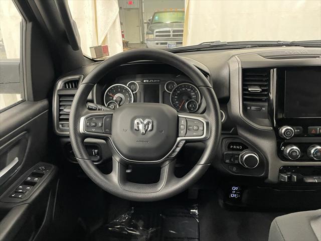 new 2025 Ram 1500 car, priced at $48,686