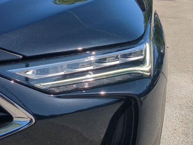 used 2024 Acura MDX car, priced at $42,998