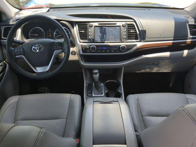 used 2015 Toyota Highlander car, priced at $15,683