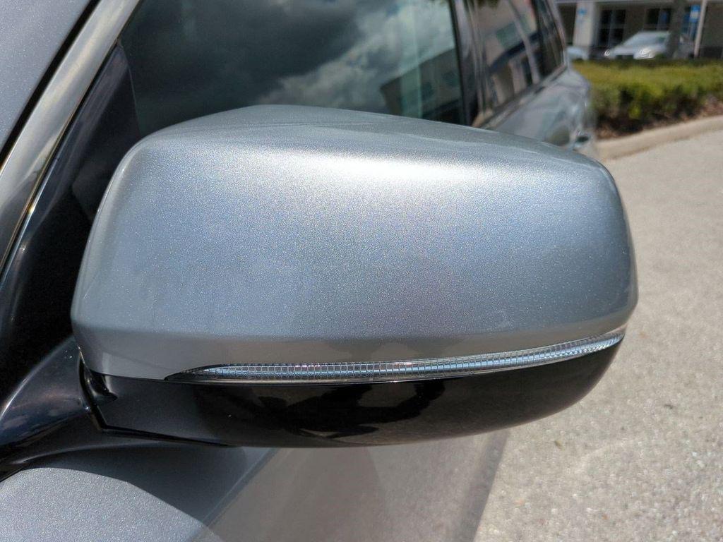 used 2020 Acura MDX car, priced at $27,997