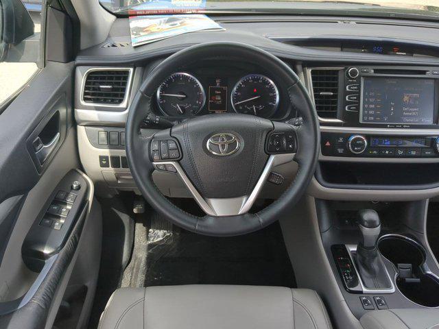 used 2016 Toyota Highlander car, priced at $19,612