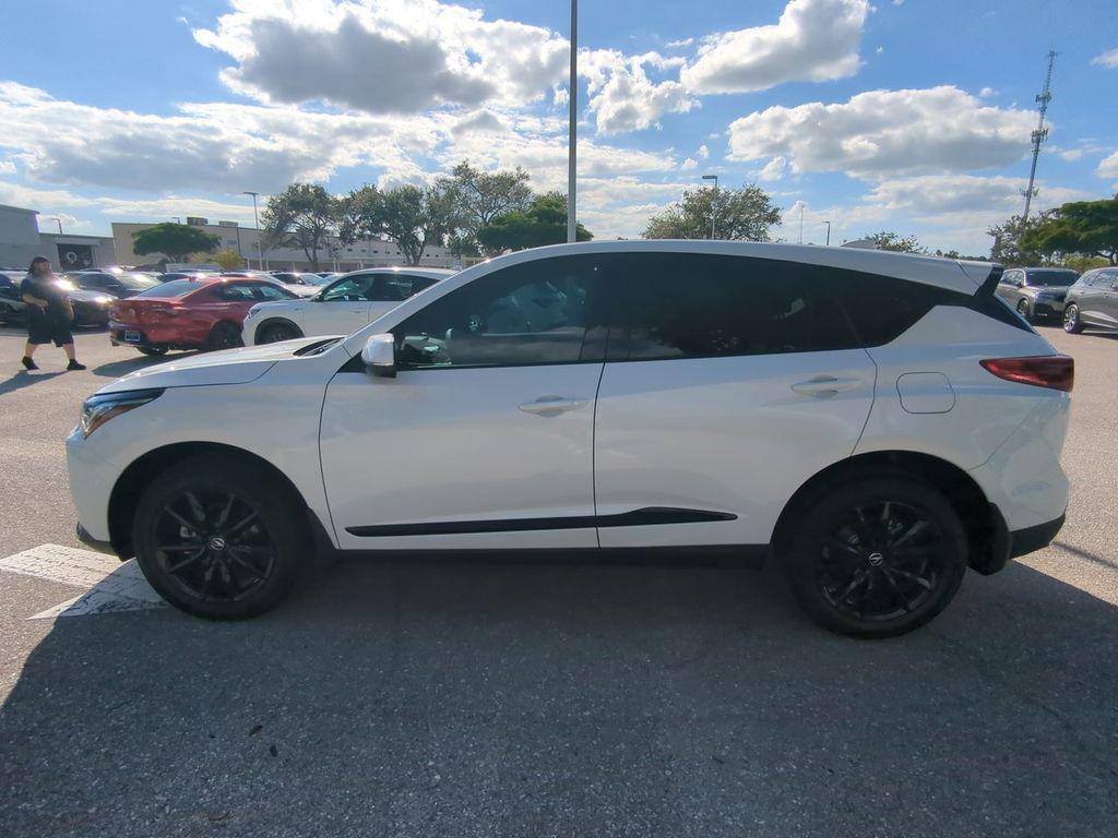 new 2025 Acura RDX car, priced at $44,318
