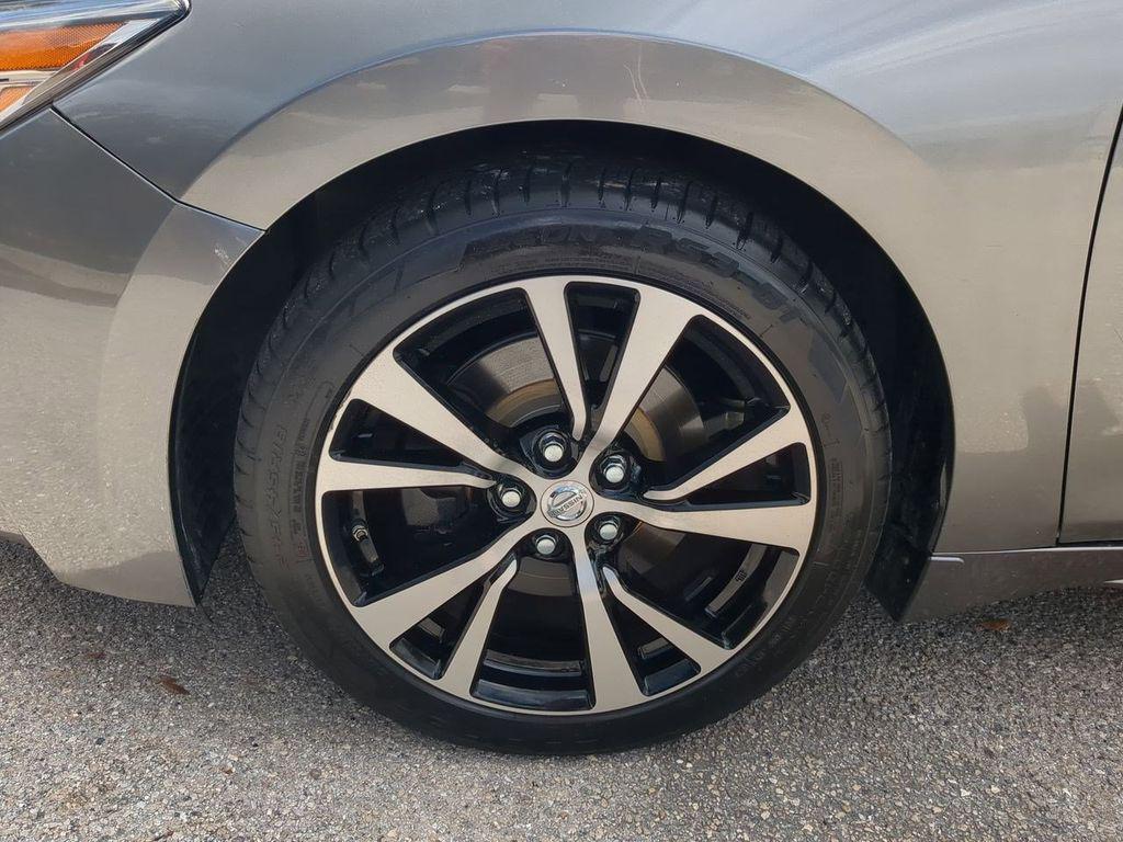 used 2016 Nissan Maxima car, priced at $13,998