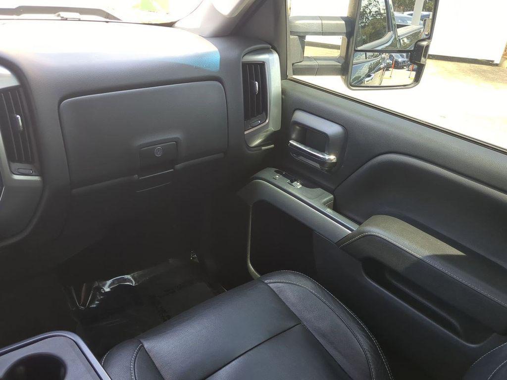 used 2018 Chevrolet Silverado 1500 car, priced at $28,987
