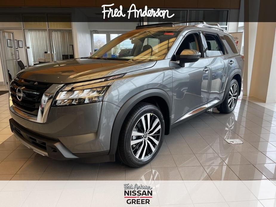 new 2024 Nissan Pathfinder car, priced at $49,501