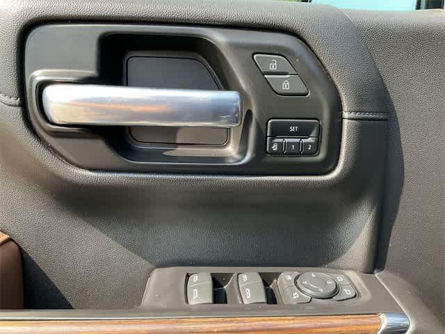 used 2021 Chevrolet Silverado 1500 car, priced at $40,217