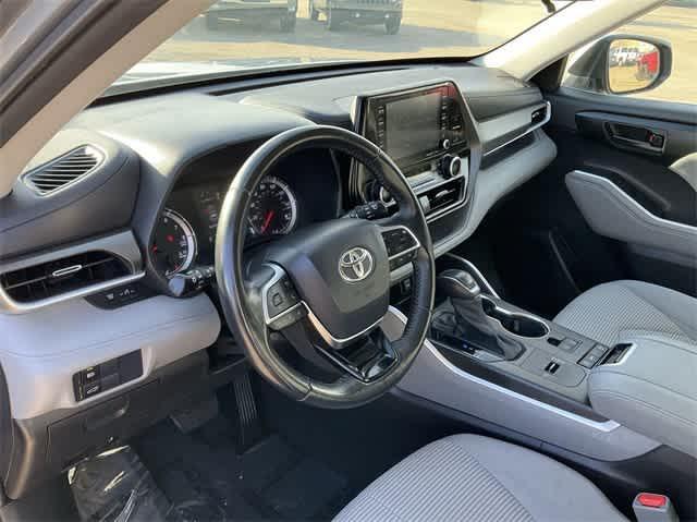 used 2021 Toyota Highlander car, priced at $27,960