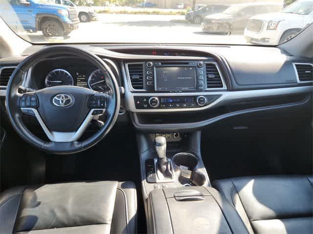 used 2019 Toyota Highlander car, priced at $28,583