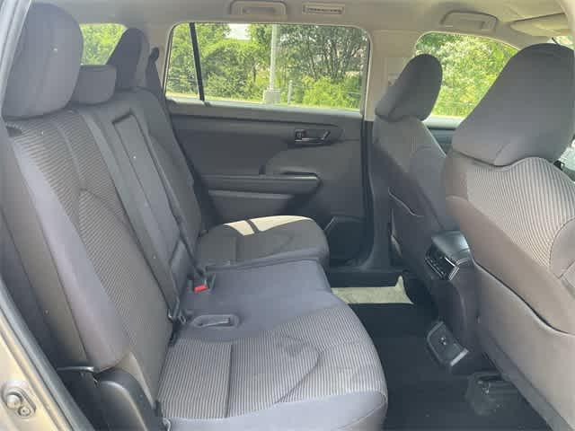used 2023 Toyota Highlander car, priced at $29,333