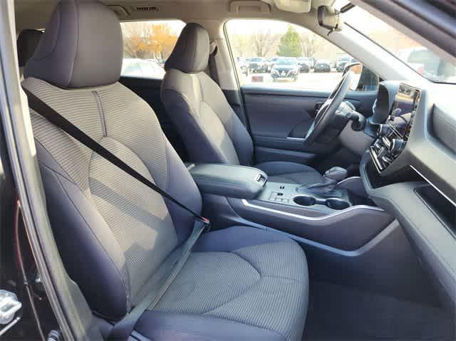 used 2023 Toyota Highlander car, priced at $30,809