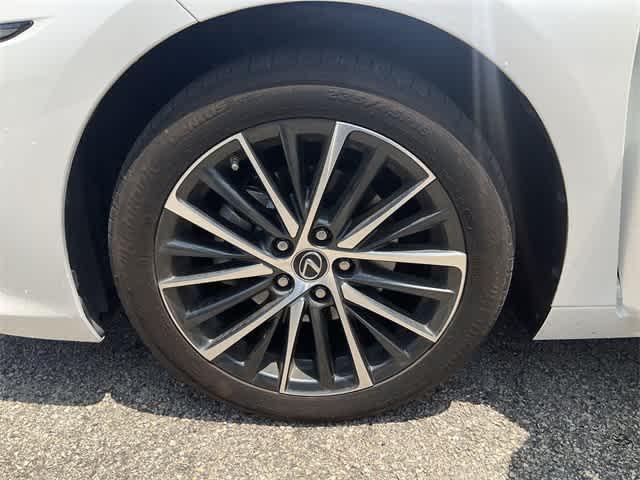 used 2022 Lexus ES 300h car, priced at $30,668