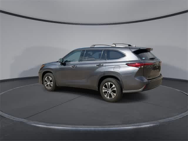 used 2020 Toyota Highlander car, priced at $24,878