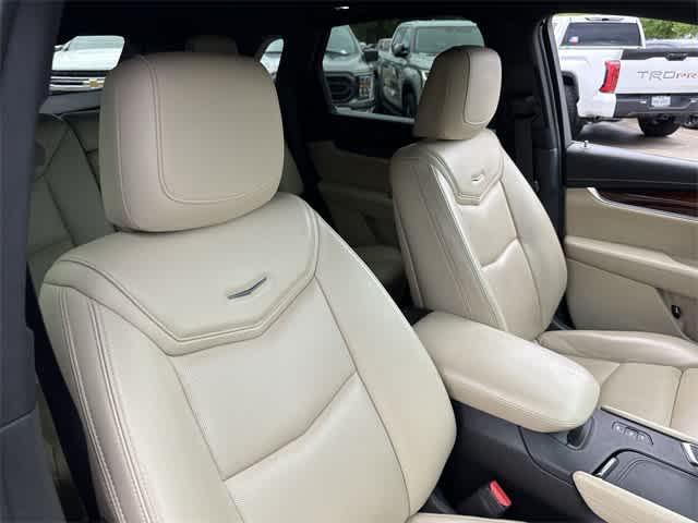 used 2017 Cadillac XT5 car, priced at $14,596