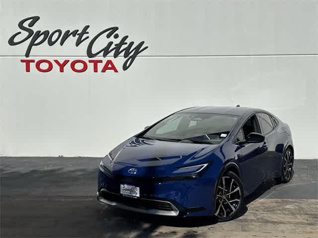 new 2026 Toyota Prius Plug-In Hybrid car, priced at $38,924