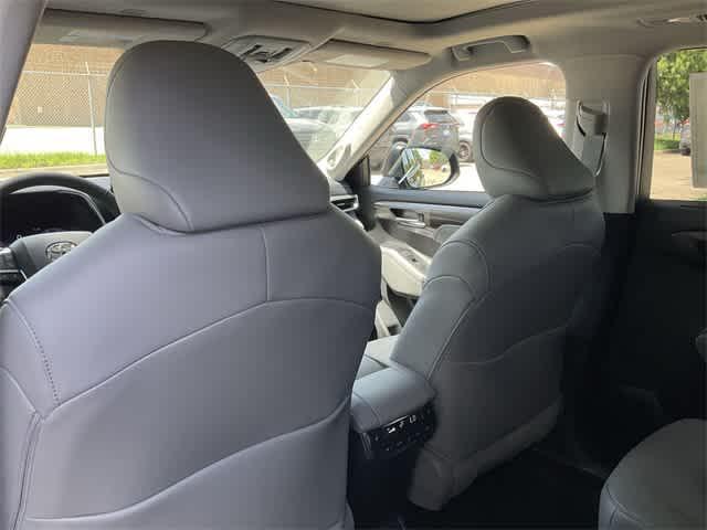 new 2025 Toyota Highlander car, priced at $56,338