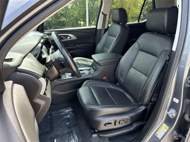 used 2021 Chevrolet Traverse car, priced at $25,936