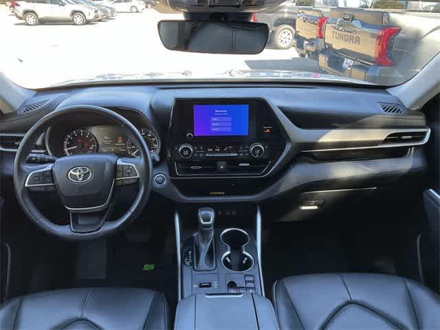 used 2023 Toyota Highlander car, priced at $37,469