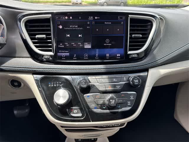 used 2021 Chrysler Pacifica car, priced at $19,866