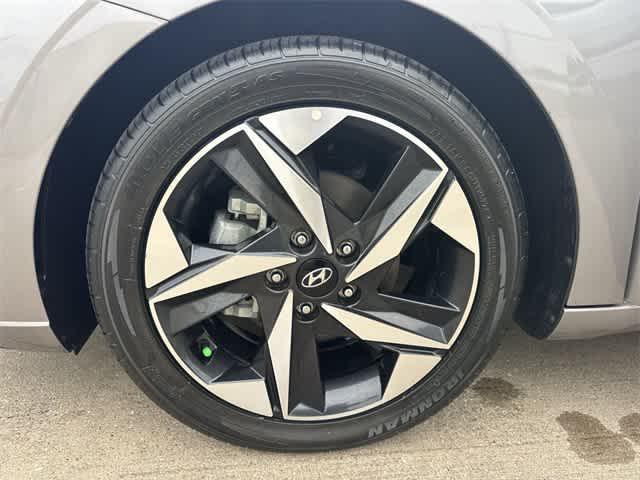 used 2022 Hyundai Elantra car, priced at $20,433