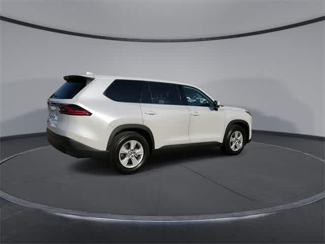 used 2025 Toyota Highlander car, priced at $42,722
