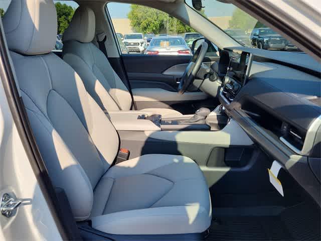 used 2025 Toyota Highlander car, priced at $42,722