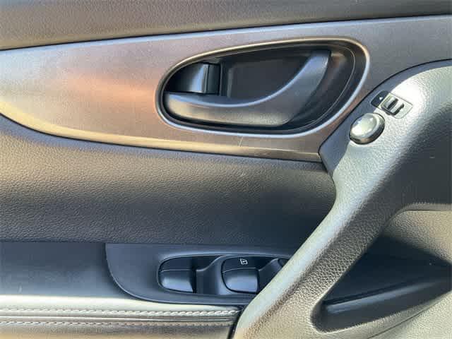 used 2019 Nissan Rogue Sport car, priced at $12,387