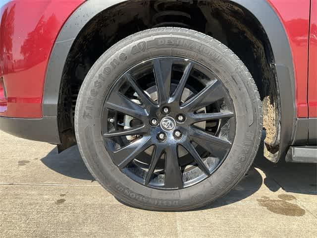 used 2019 Toyota Highlander car, priced at $29,063