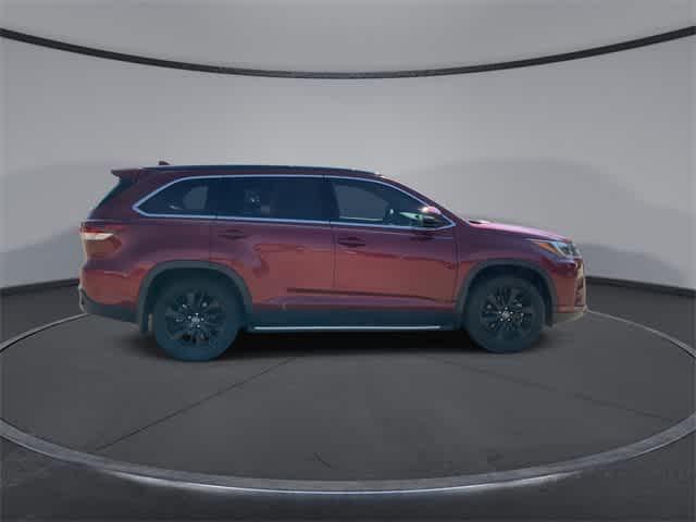 used 2019 Toyota Highlander car, priced at $29,063